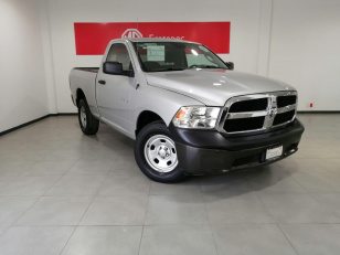 Dodge RAM 1500 CABINA REGULAR ST - GocarCredit